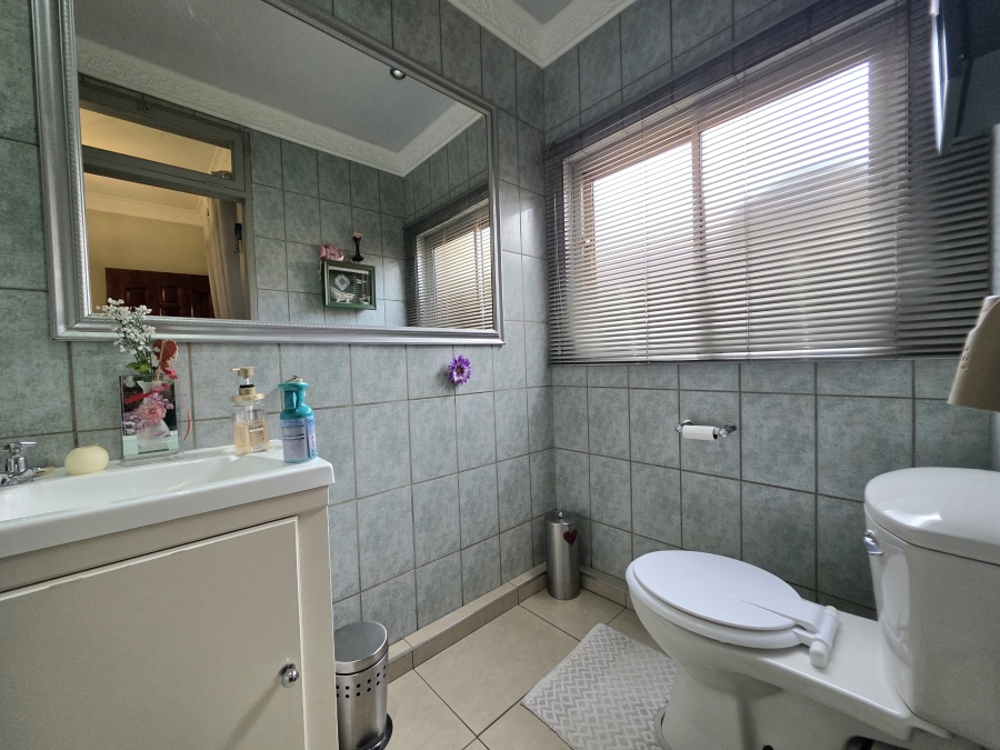 4 Bedroom Property for Sale in Jan Cillierspark Free State